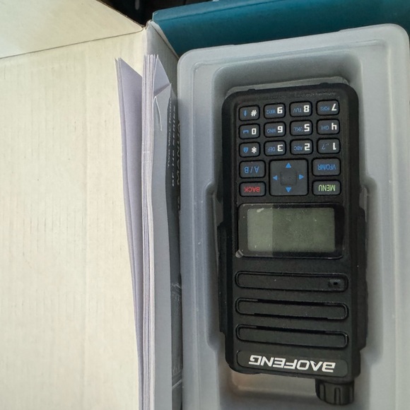 Baofeng BF-H6 Walkie-Talkie 10W High Power Ham Radios Dual band UHF VHF Radios - Picture 2 of 3